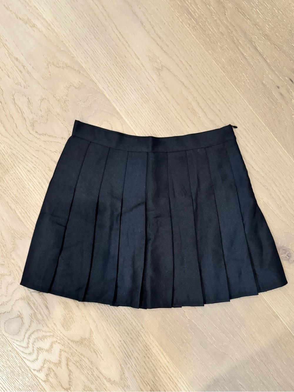 YesStyle black pleated skirt with safety shorts